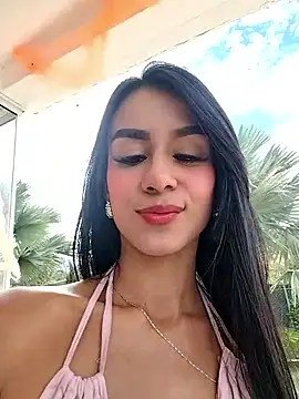 Juliana Xander online show from November 2025 02:29:01 PM