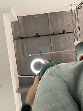 Ninazhang online show from April 2026 02:09:02 AM