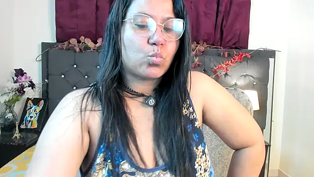 sofia sorceress5 online show from November 2025 01:11:01 AM
