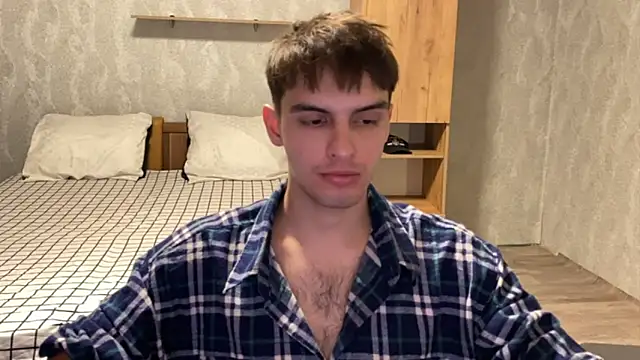 Snapshot of elliot_scott chatting on September 2025 03:34:01 PM elliot scott online show from September 2025 03:34:01 PM