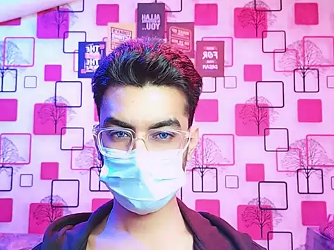 ChiseledCharm online show from November 2025 06:52:02 PM