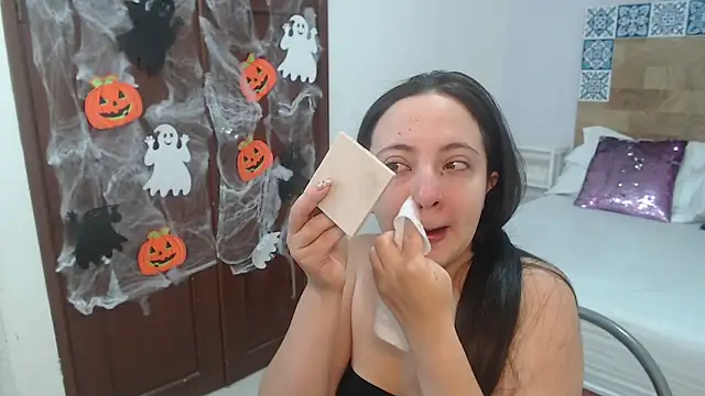 ScarletLevis online show from October 2025 10:07:01 AM