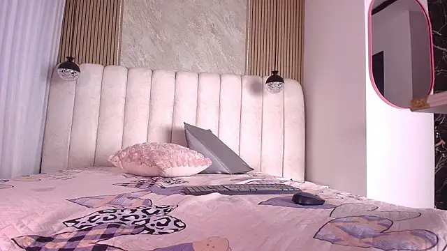 Snapshot of celeste_moonx chatting on June 2026 11:58:01 AM celeste moonx online show from June 2026 11:58:01 AM