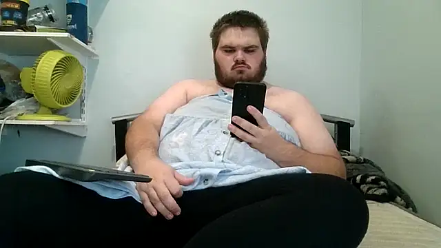 Snapshot of alexthe9t chatting on September 2025 06:24:02 PM alexthe9t online show from September 2025 06:24:02 PM