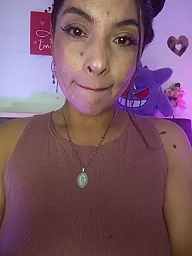 Fox Roxxan online show from April 2026 02:04:02 AM