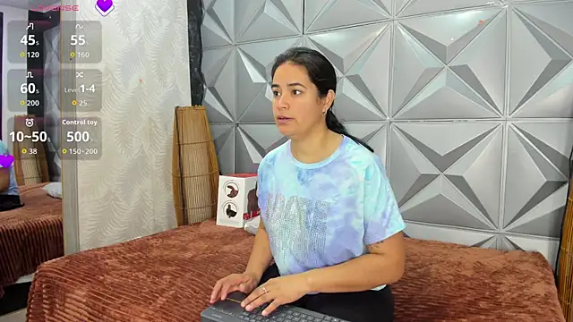 Snapshot of GreciaFox1 chatting on November 2025 11:20:02 AM GreciaFox1 online show from November 2025 11:20:02 AM