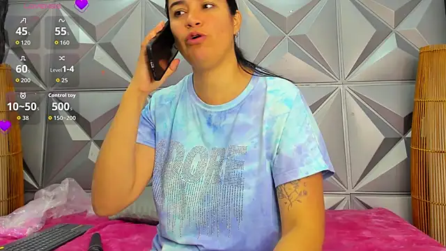 Snapshot of GreciaFox1 chatting on November 2025 11:21:02 AM GreciaFox1 online show from November 2025 11:21:02 AM