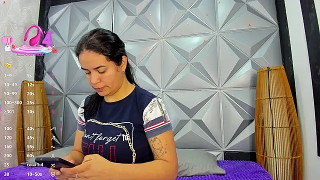 GreciaFox1 online show from January 2026 11:37:02 AM