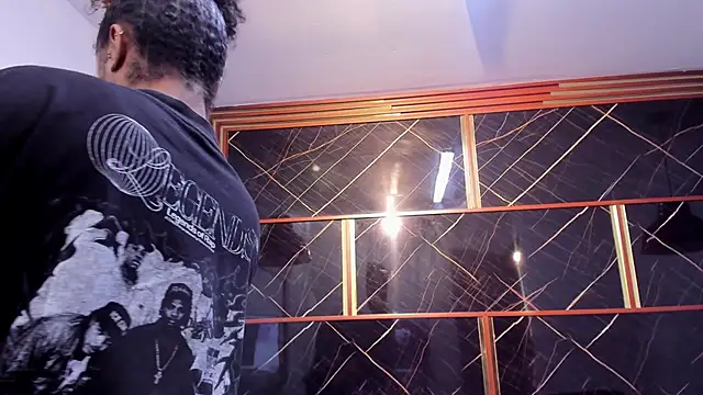 HannyThompson online show from October 2025 12:34:02 PM