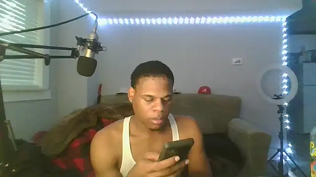 MrGreenbeanbean88 online show from November 2025 10:19:01 PM