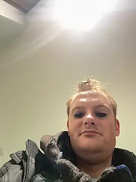 avamaxwell online show from February 2026 08:06:01 PM