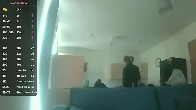 avamaxwell online show from April 2026 11:41:02 AM