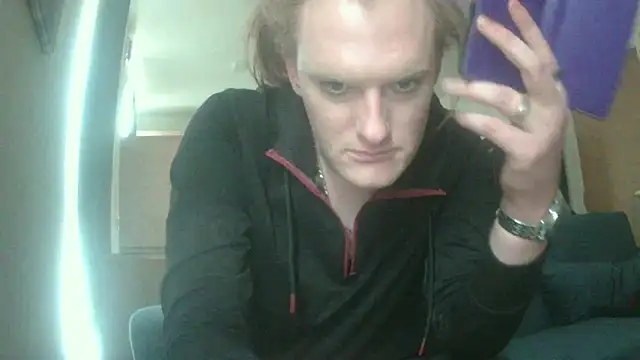 avamaxwell online show from May 2026 01:37:02 PM