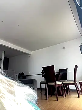 Nova Gabriela online show from December 2025 02:35:01 PM