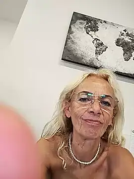 clarabell4 online show from June 2026 08:28:01 AM
