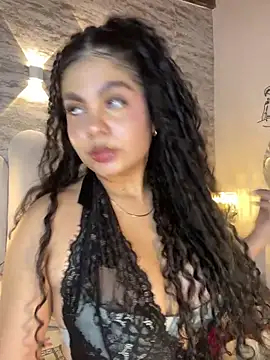 Yassy vazquez online show from November 2025 07:38:01 PM