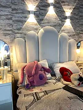 Yassy vazquez online show from November 2025 07:39:02 PM