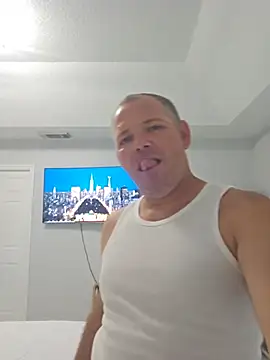Snapshot of cubanitofeliz40 chatting on May 2026 06:14:01 PM cubanitofeliz40 online show from May 2026 06:14:01 PM