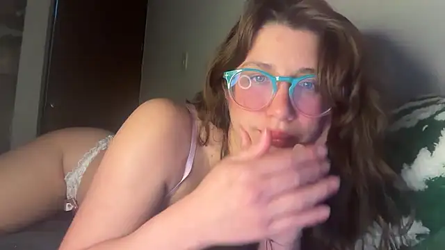 Snapshot of Meowkillah13 chatting on December 2025 11:45:01 PM Meowkillah13 online show from December 2025 11:45:01 PM