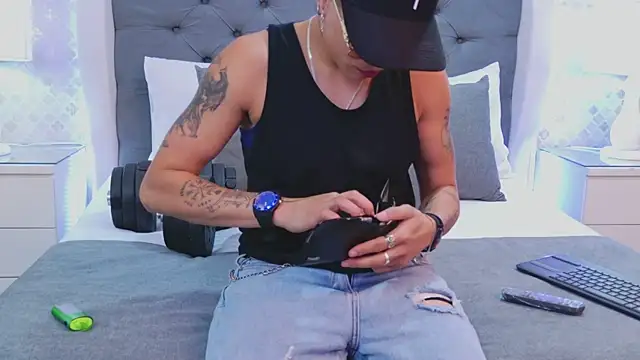 ZoeKrug online show from January 2026 03:21:02 AM