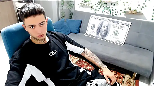 santii ss online show from February 2026 12:04:01 AM