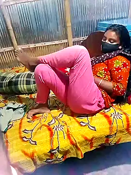 Snapshot of MONiSHA-moni-21 chatting on September 2025 10:07:01 AM MONiSHA-moni-21 online show from September 2025 10:07:01 AM