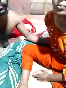 Snapshot of MONiSHA-moni-21 chatting on October 2025 10:44:02 AM MONiSHA-moni-21 online show from October 2025 10:44:02 AM