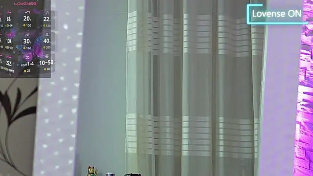 LucyLextonX online show from November 2025 05:20:02 AM