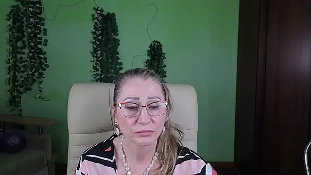 Habibi Honeyy online show from October 2025 11:54:02 AM