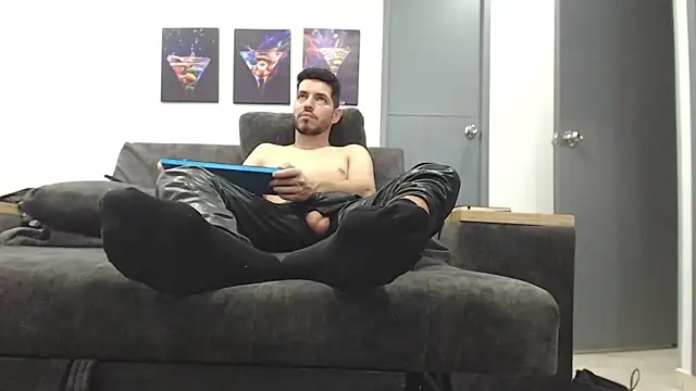 mackdaniels online show from April 2026 10:07:01 PM