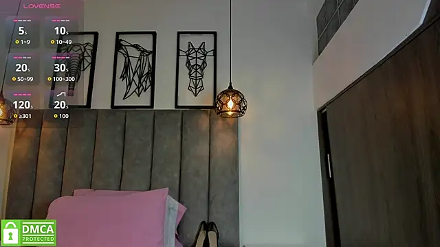 Snapshot of Gia_Scott chatting on November 2025 12:40:01 PM Gia Scott online show from November 2025 12:40:01 PM