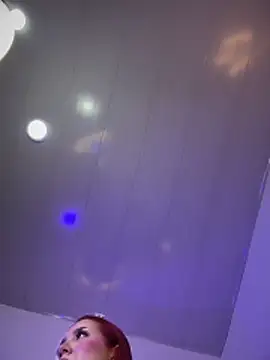 Mia Juicyberry online show from March 2026 07:09:01 PM