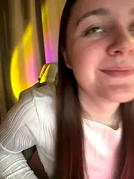 Cuty Kitty online show from October 2025 07:31:01 PM