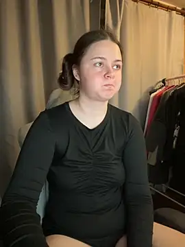 Cuty Kitty online show from October 2025 11:27:02 PM