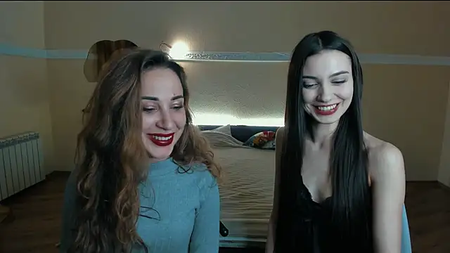 Snapshot of elza_rose chatting on March 2026 01:21:01 AM elza rose online show from March 2026 01:21:01 AM