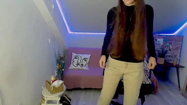BonniePearson online show from September 2025 09:19:01 PM