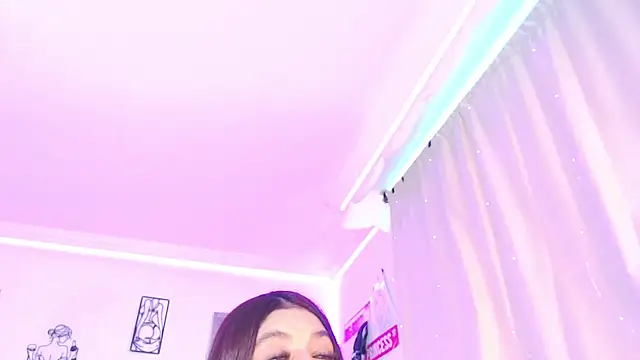 Snapshot of Anna_belly chatting on July 2026 01:15:01 PM Anna belly online show from July 2026 01:15:01 PM