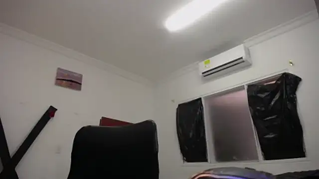 StraightBoy Nick online show from April 2026 07:49:01 PM