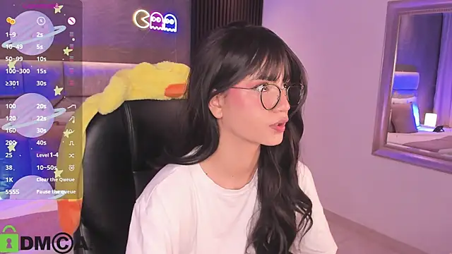 Arinextdoor online show from September 2025 10:42:01 PM