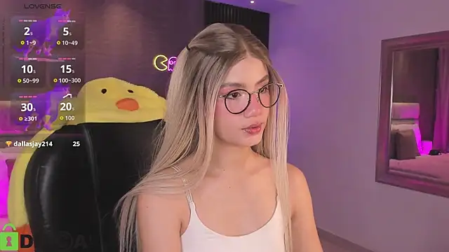 Arinextdoor online show from September 2025 11:54:01 PM