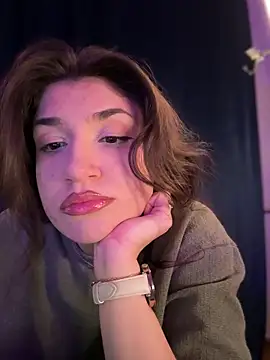 Snapshot of ScarletBloom_ chatting on December 2025 04:03:02 PM ScarletBloom online show from December 2025 04:03:02 PM