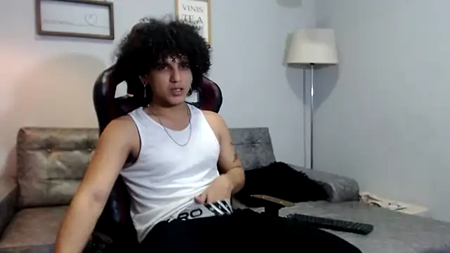 Xfire boy69 online show from November 2025 03:56:02 PM