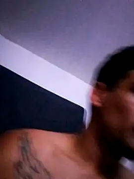 bigandstrong2217 online show from February 2026 11:42:02 PM