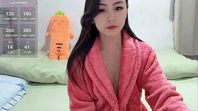 Snapshot of Yingbao-Baby chatting on November 2025 02:49:02 PM Yingbao-Baby online show from November 2025 02:49:02 PM
