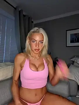 Bellarose xx online show from May 2026 08:03:01 PM