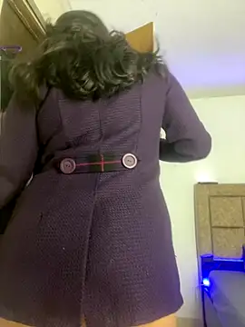 EmilyNoir1 online show from December 2025 12:15:02 AM