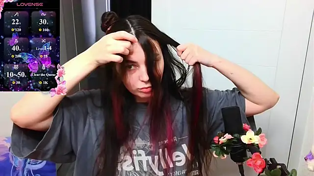 peachyness online show from March 2026 03:23:01 PM