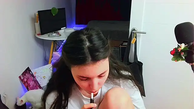peachyness online show from July 2026 07:20:02 PM