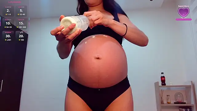 Roxxi 2110 online show from October 2025 01:00:02 AM