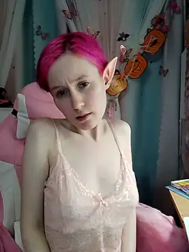 Fuzzy Unicorn online show from October 2025 06:41:02 PM